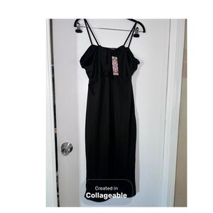 ✨Boohoo Black Midi Dress